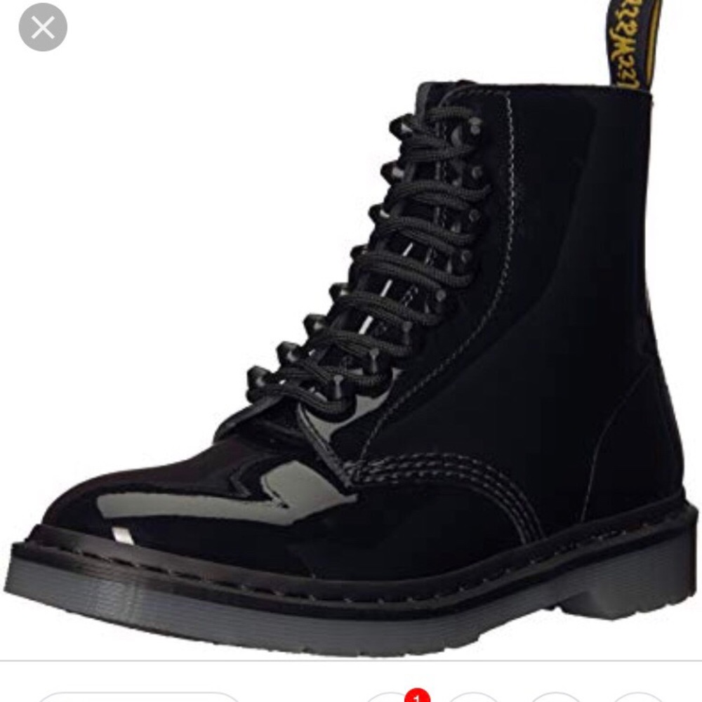 Doc Martens size 8 Black patent boots. Like new.